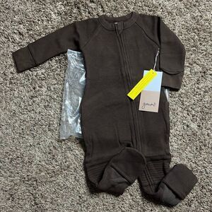 NEW Goumi Kids Saddle Thermal Footie SZ 12-18 mo Neutral Brown Zipper Jumpsuit